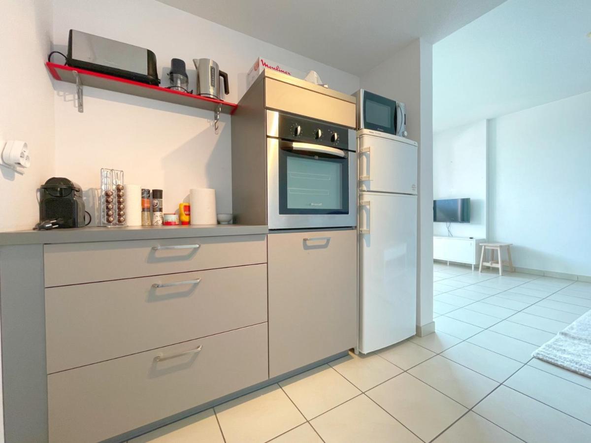 3P Climatise Avec Parking, Piscine, Proche Plage Et Commerces A Sete - Fr-1-338-497 Kültér fotó